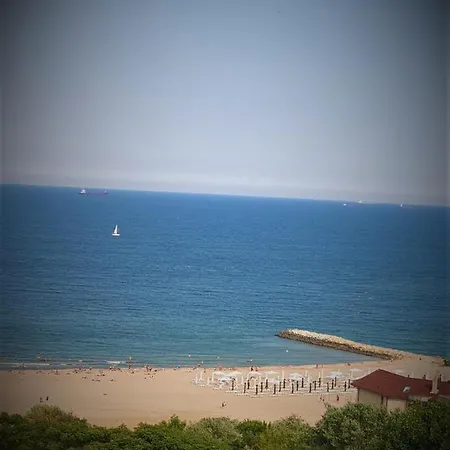 Apartment Prime Location, Sea View Flat Near The Beach Constanta